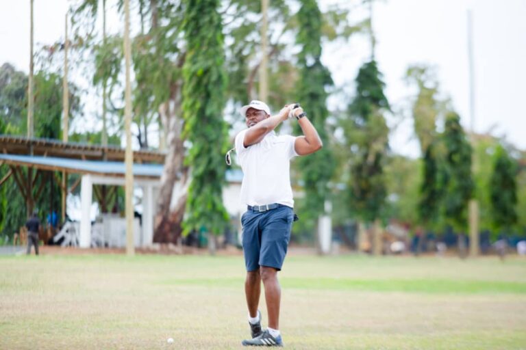 120 golfers tune up for Std Bank tourney